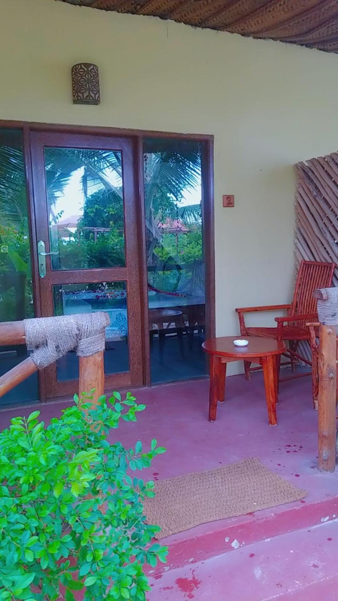Amber Lodge Pongwe Exterior photo