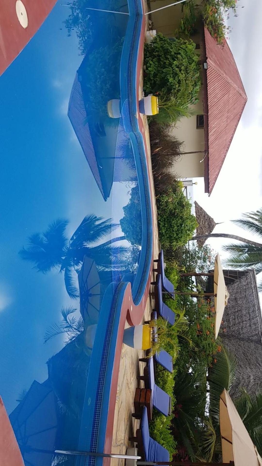 Amber Lodge Pongwe Exterior photo